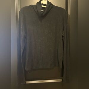 GB turtleneck xxl